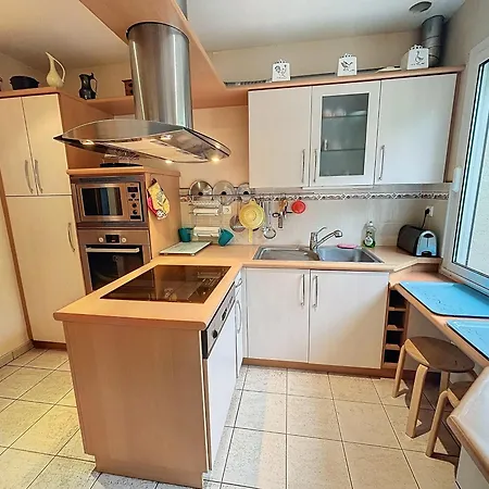 Holiday home Maison Proche Plage, 8 Pers, 3 Ch, Jardin, Wi-fi, Clim - Fr-1-361-533 Saint-Pair-sur-Mer